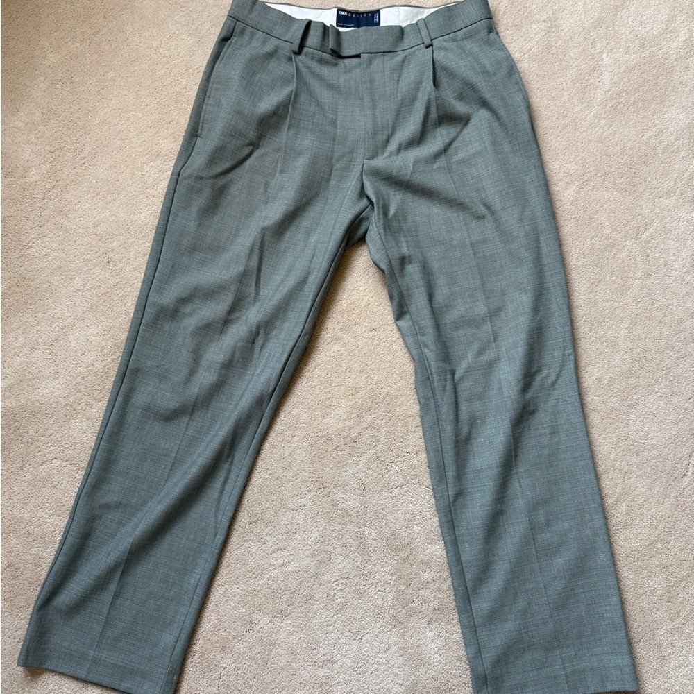 ASOS Men's Light Gray Dress Trousers